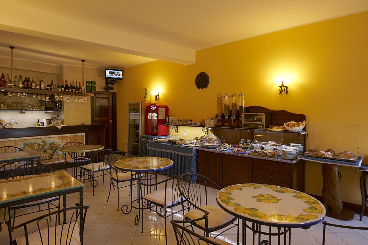 Hotel A Pinnata Lipari  Eksteriør billede